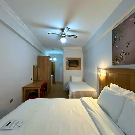 מלון Casa Liva Eskisehir 3*