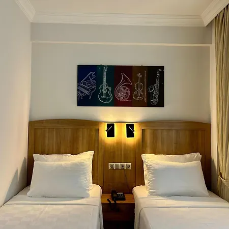 מלון Casa Liva Eskisehir 3*